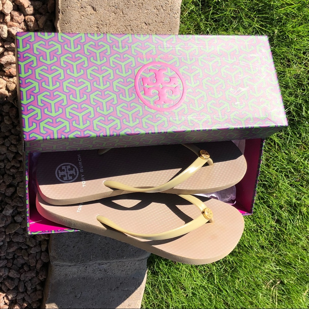 Tory Burch Thin Flip Flop - Silver Sage